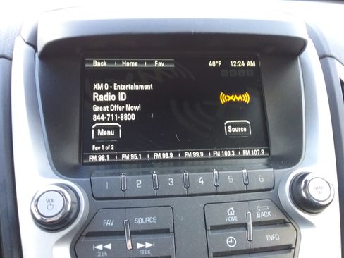 Used 2015 GMC Terrain SLE image 16