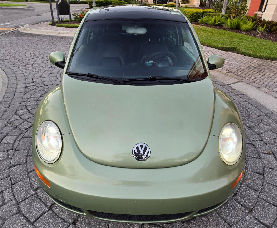 Used 2009 Volkswagen Beetle 2.5 Coupe FWD image 9
