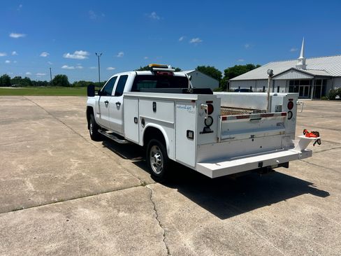 Used 2016 Chevrolet Silverado 2500 2WD Double Cab image 7