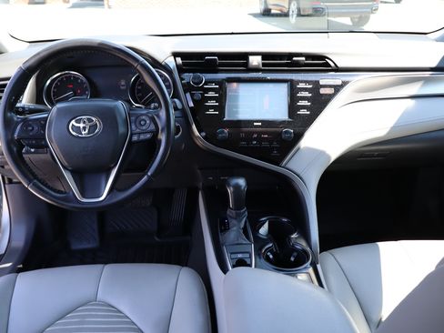 Used 2020 Toyota Camry SE AWD image 15