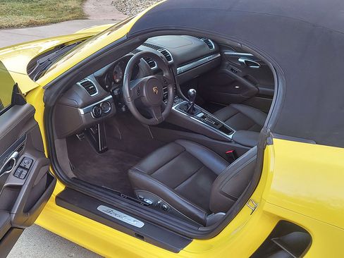 Used 2014 Porsche Boxster S image 48