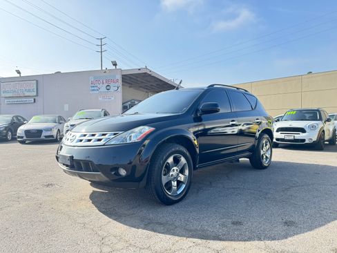 Used 2005 Nissan Murano S image 2