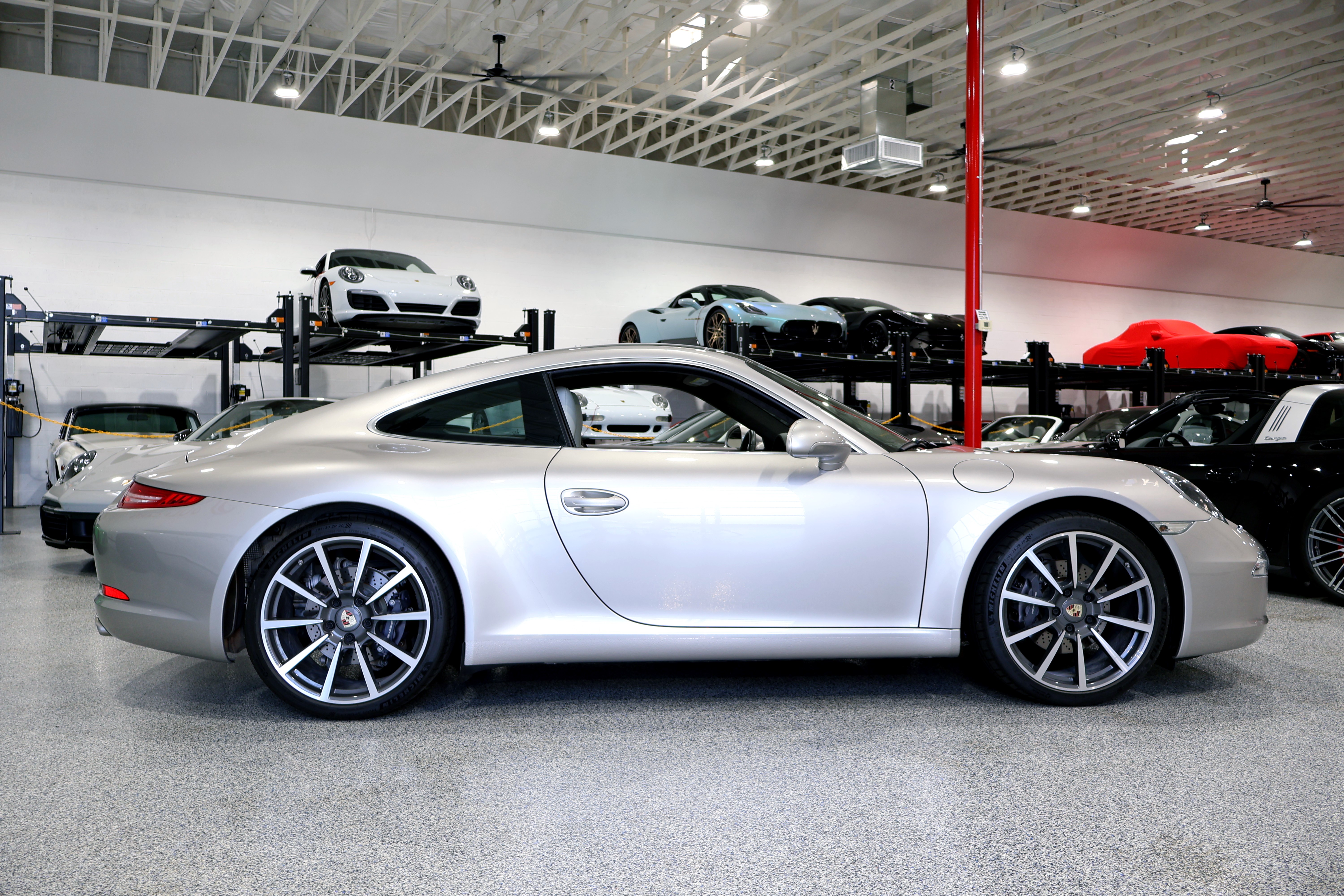Used 2013 Porsche 911 Carrera RWD image 11