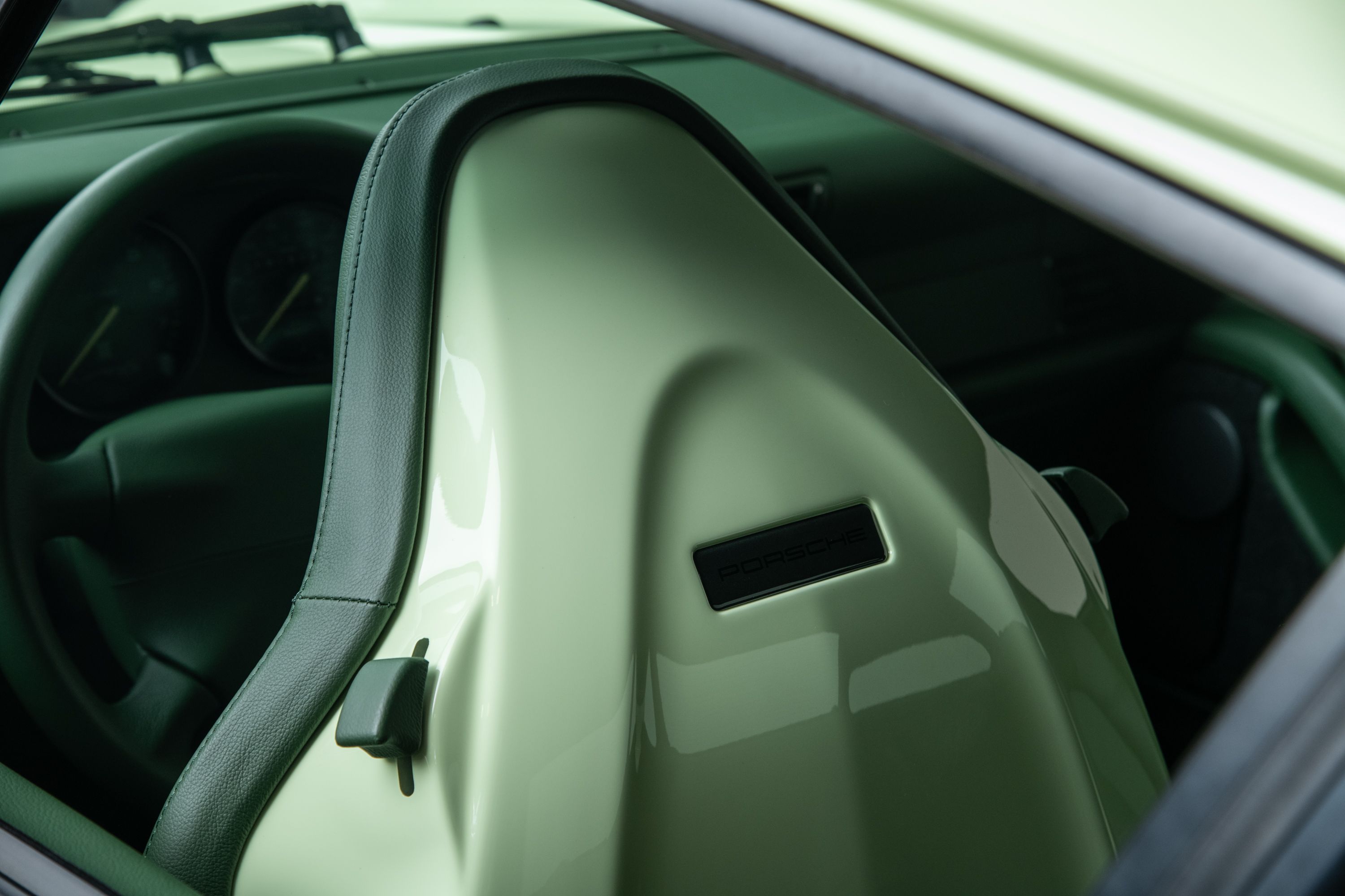 Used 1998 Porsche 911 Carrera S RWD image 55