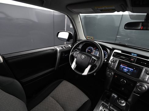 Used 2018 Toyota 4Runner SR5 image 25