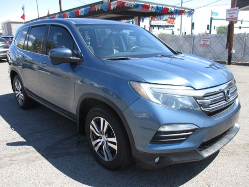 Used 2016 Honda Pilot EX Sport Utility 4D image 16