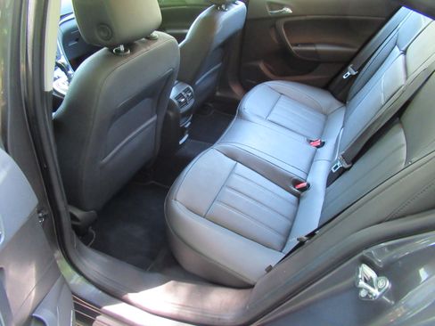 Used 2011 Buick Regal CXL FWD image 14