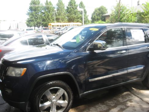 Used 2012 Jeep Grand Cherokee Overland image 1