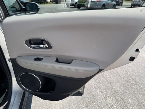 Used 2016 Honda HR-V AWD EX image 18