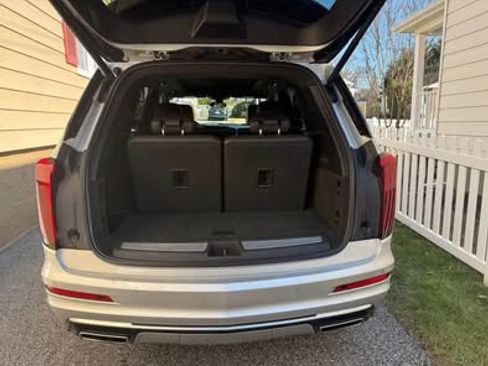 Used 2020 Cadillac XT6 Premium Luxury image 13