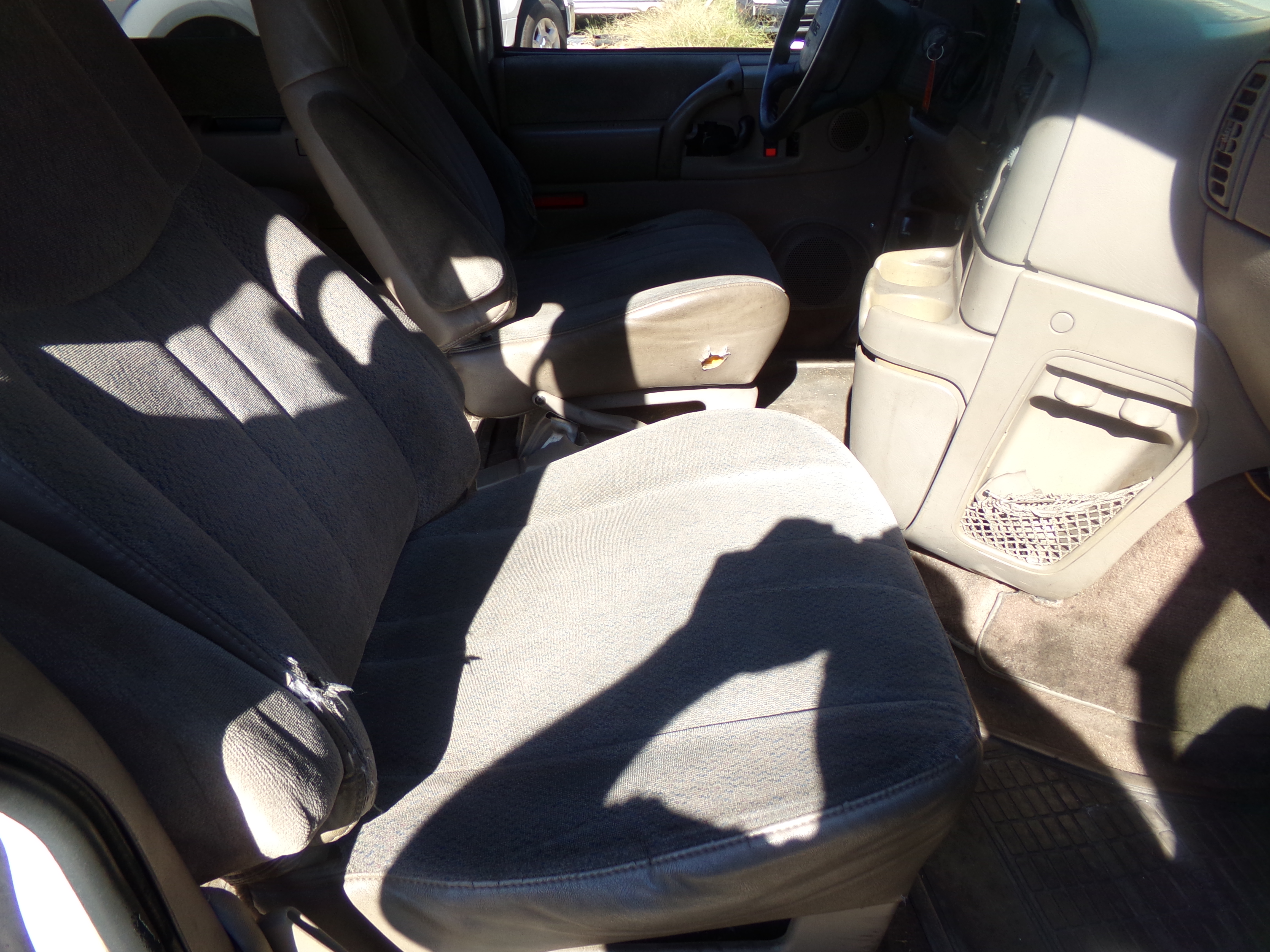 Used 1999 GMC Safari Passenger RWD image 11