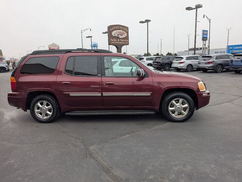 Used 2005 GMC Envoy XL SLT image 3