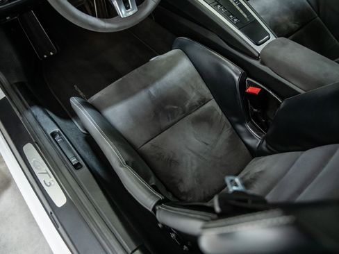 Used 2015 Porsche 911 GT3 image 14