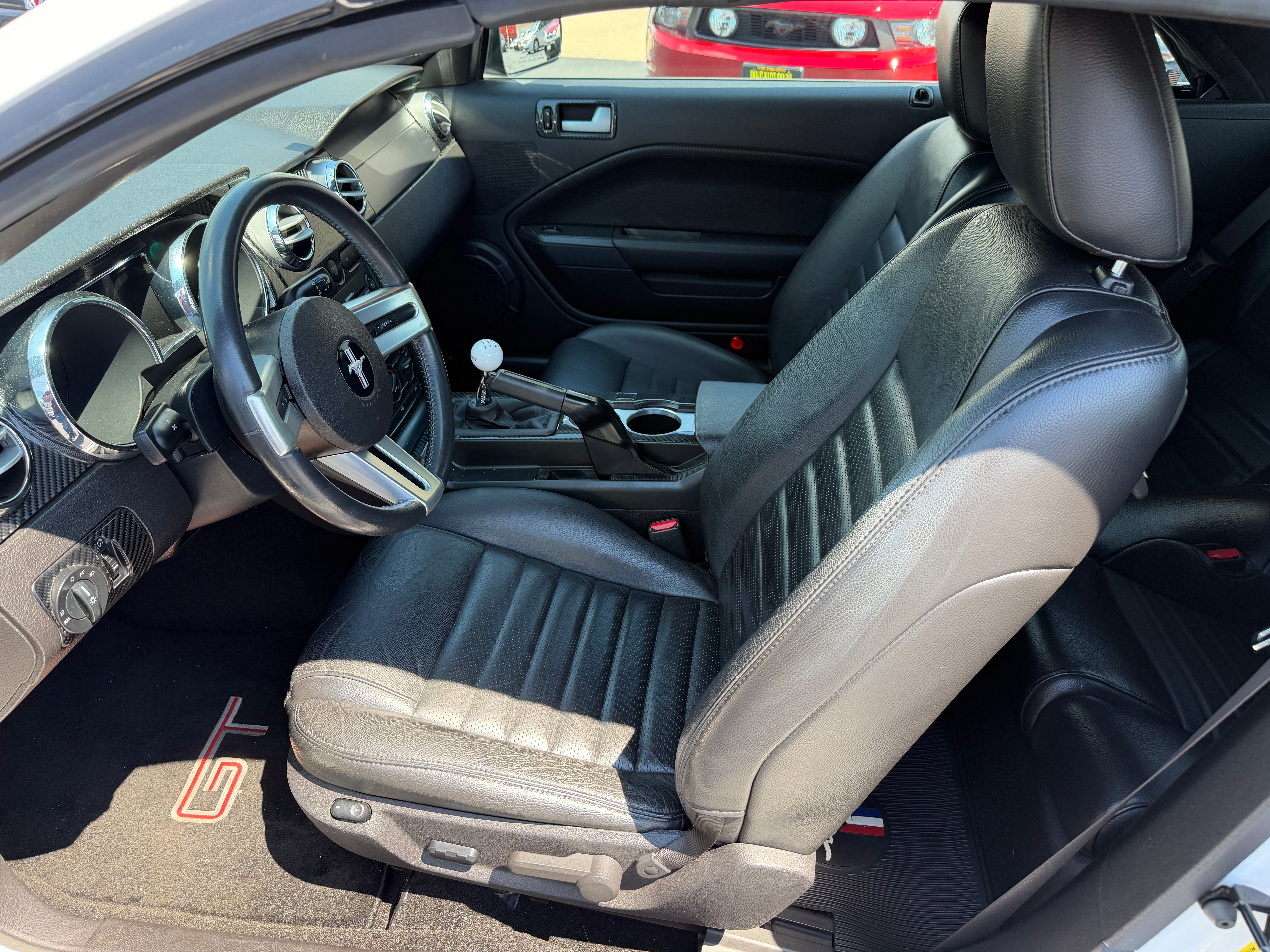 Used 2007 Ford Mustang GT Premium Convertible RWD image 4