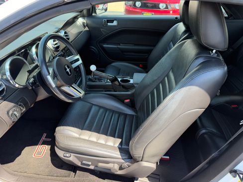 Used 2007 Ford Mustang GT Premium Convertible RWD image 4