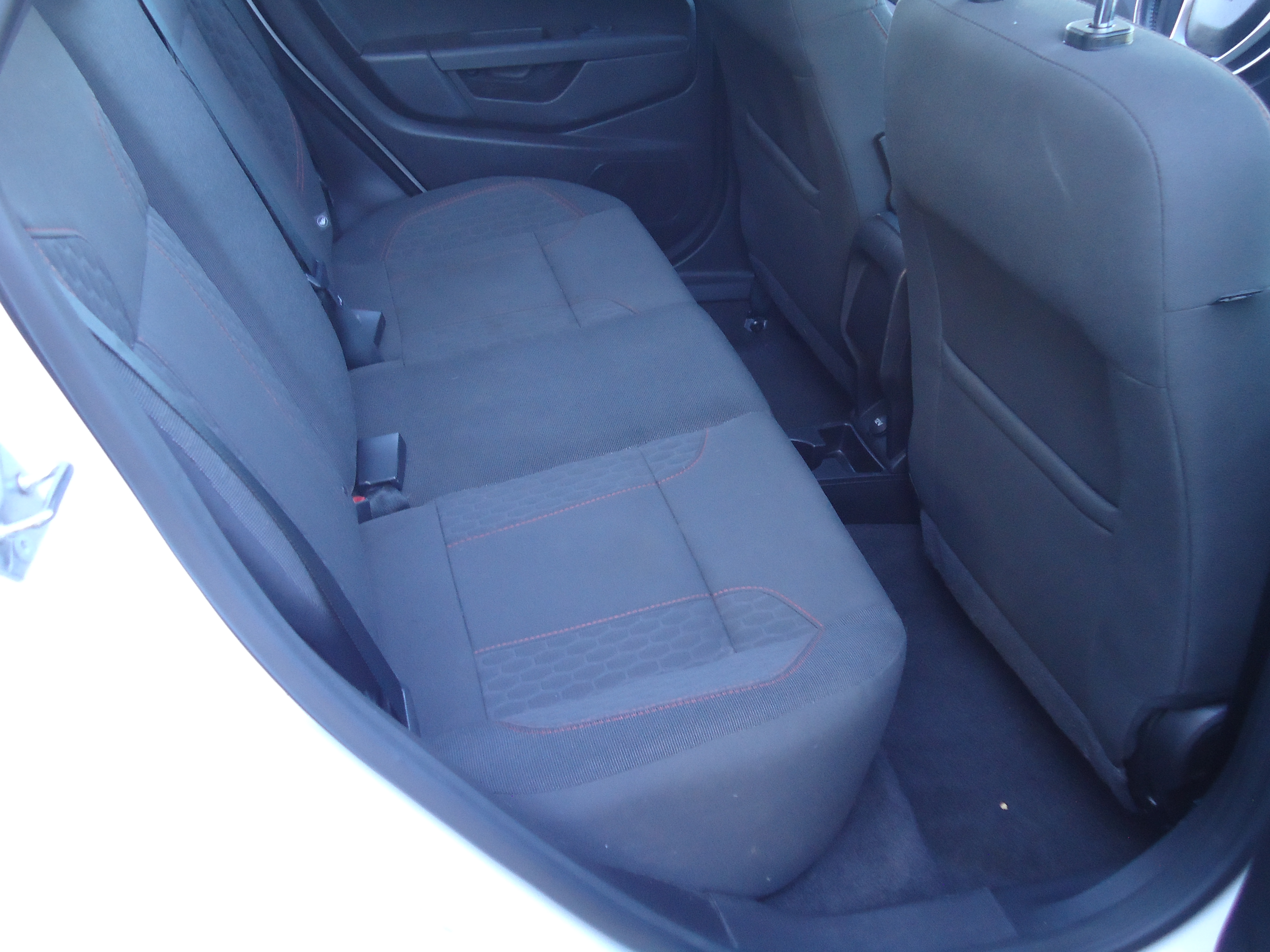 Used 2016 Ford Fiesta SE Sedan FWD image 10