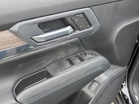 New 2026 GMC Terrain Denali image 12