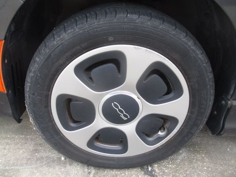 Used 2015 FIAT 500 e image 15