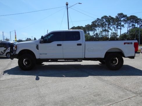 Used 2020 Ford F350 AWD/4WD image 4