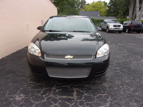 Used 2012 Chevrolet Impala LT FWD image 2