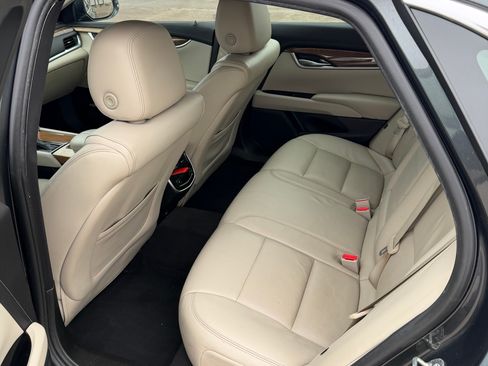 Used 2019 Cadillac XTS Luxury image 13