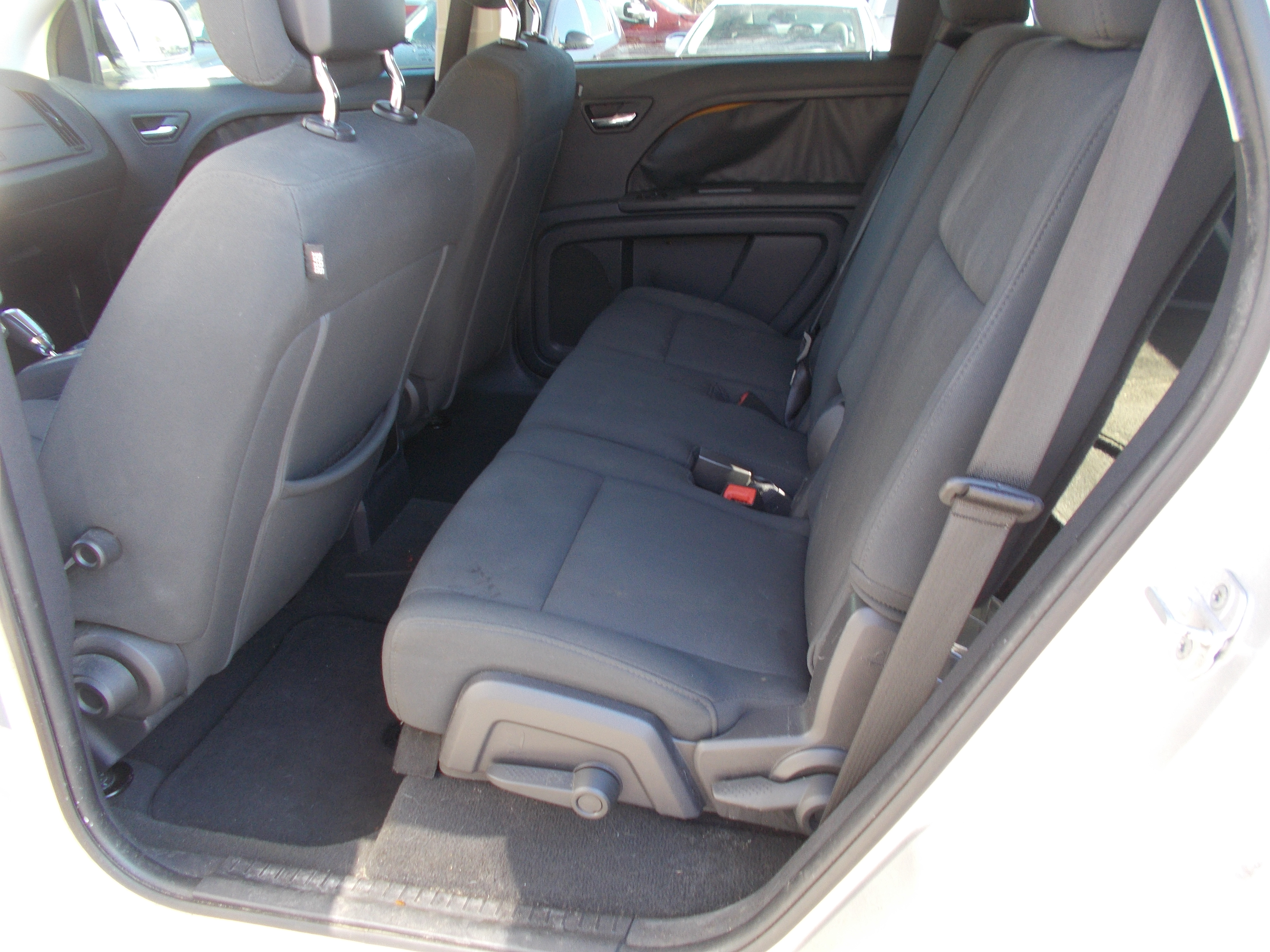 Used 2010 Dodge Journey 2WD SE image 9
