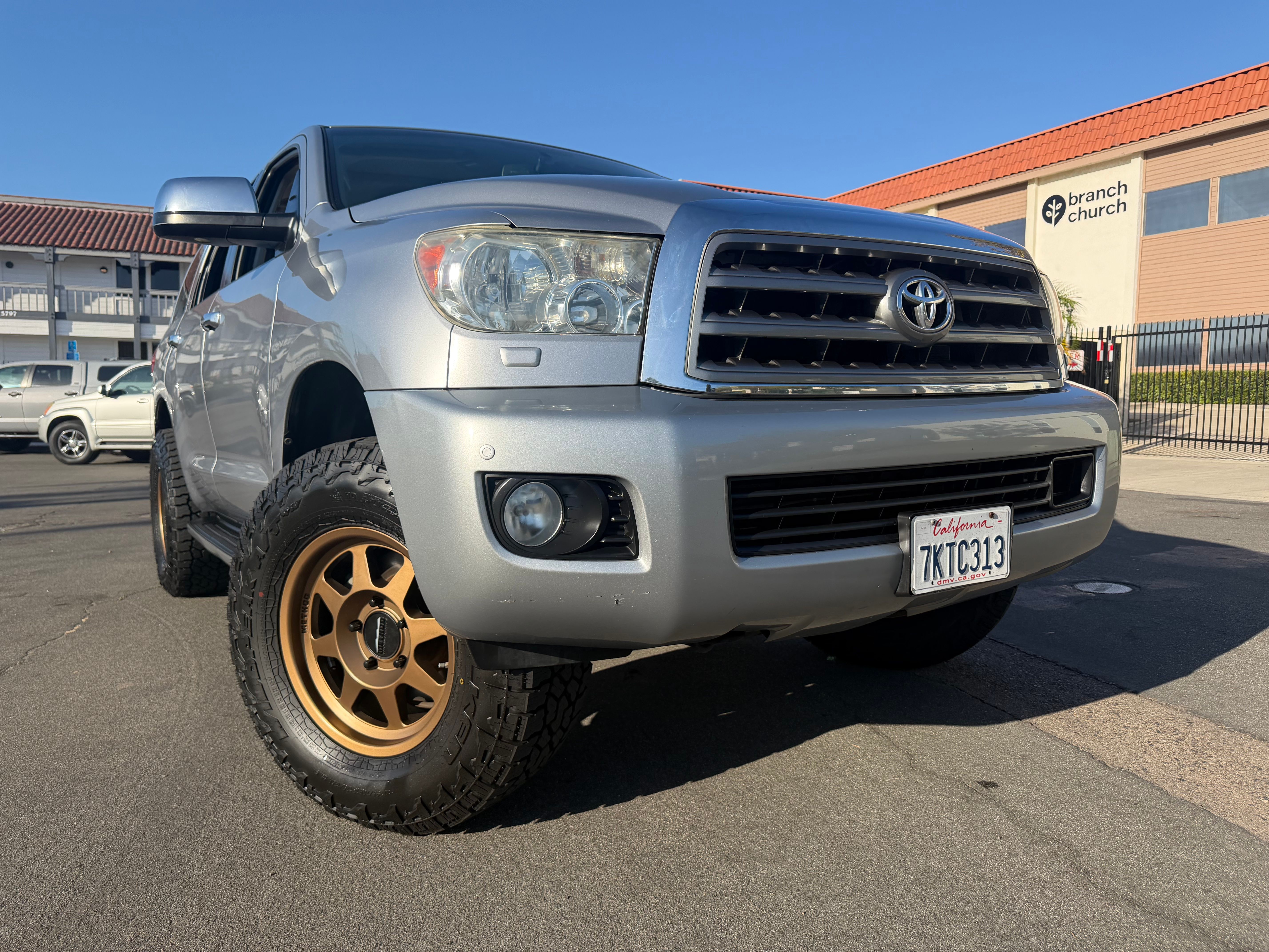 Used 2015 Toyota Sequoia Platinum AWD/4WD image 16