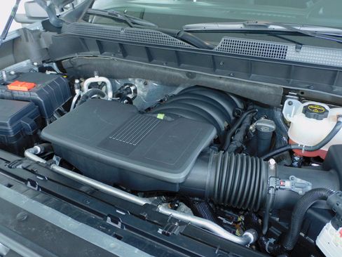 Used 2025 Chevrolet Silverado 1500 LT image 18