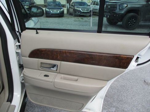 Used 2008 Mercury Grand Marquis LS image 21