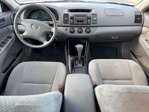 Used 2003 Toyota Camry LE image 22