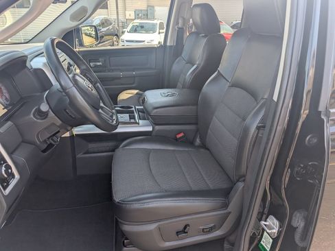 Used 2012 RAM 1500 4x4 Quad Cab Sport image 7