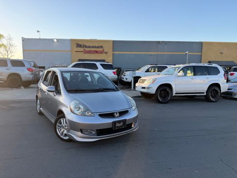 Used 2008 Honda Fit Sport image 1