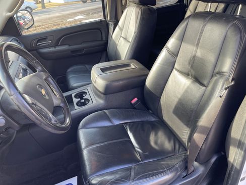 Used 2008 Chevrolet Avalanche Z71 image 11