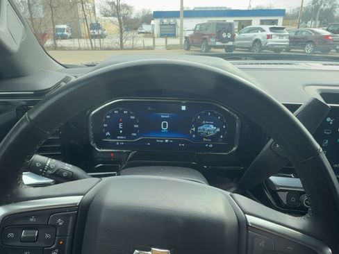 Used 2023 Chevrolet Silverado 1500 LT image 16