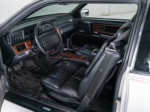 Used 1990 Lincoln Mark VII Blass image 54