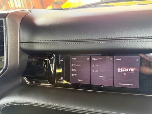 Used 2025 RAM 1500 4x4 Crew Cab RHO image 21