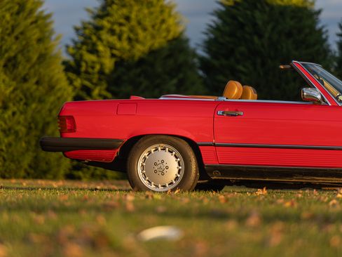 Used 1987 Mercedes-Benz 560 SL image 13