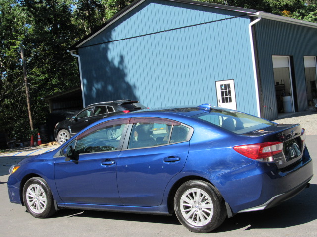 Used 2017 Subaru Impreza 2.0i Premium Sedan AWD/4WD image 20