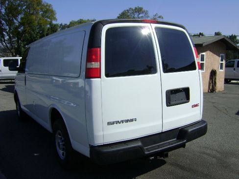 Used 2009 GMC Savana 3500 image 5