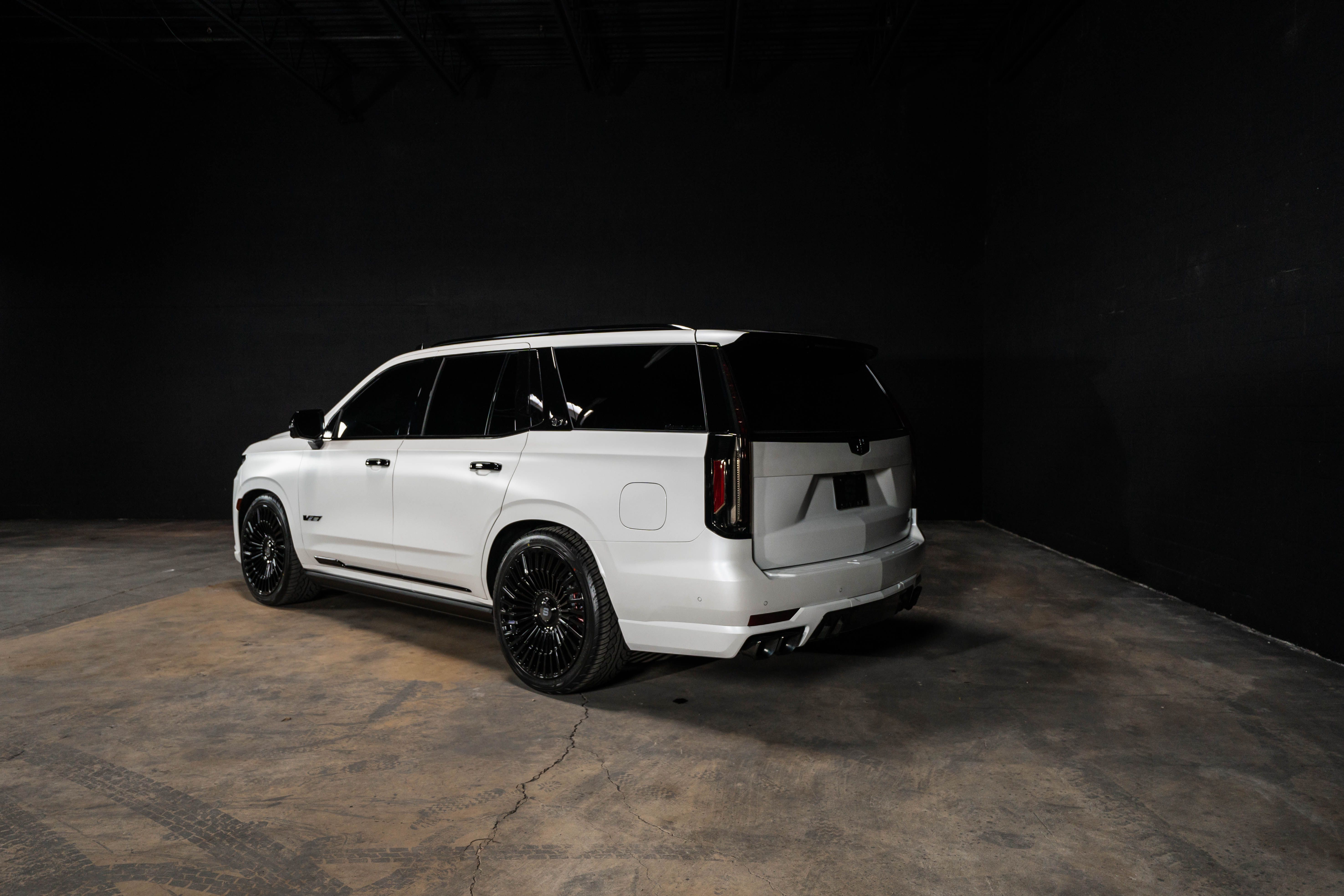 Used 2023 Cadillac Escalade V AWD/4WD image 3