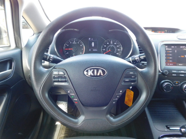 Used 2018 Kia Forte Sedan FWD image 13