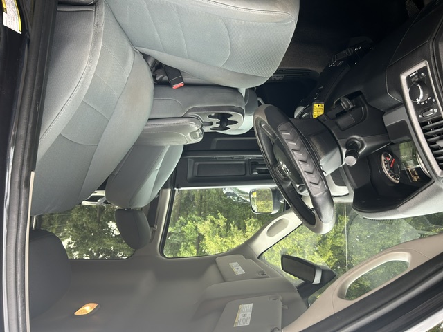 Used 2016 RAM 2500 4x4 Crew Cab ST image 44