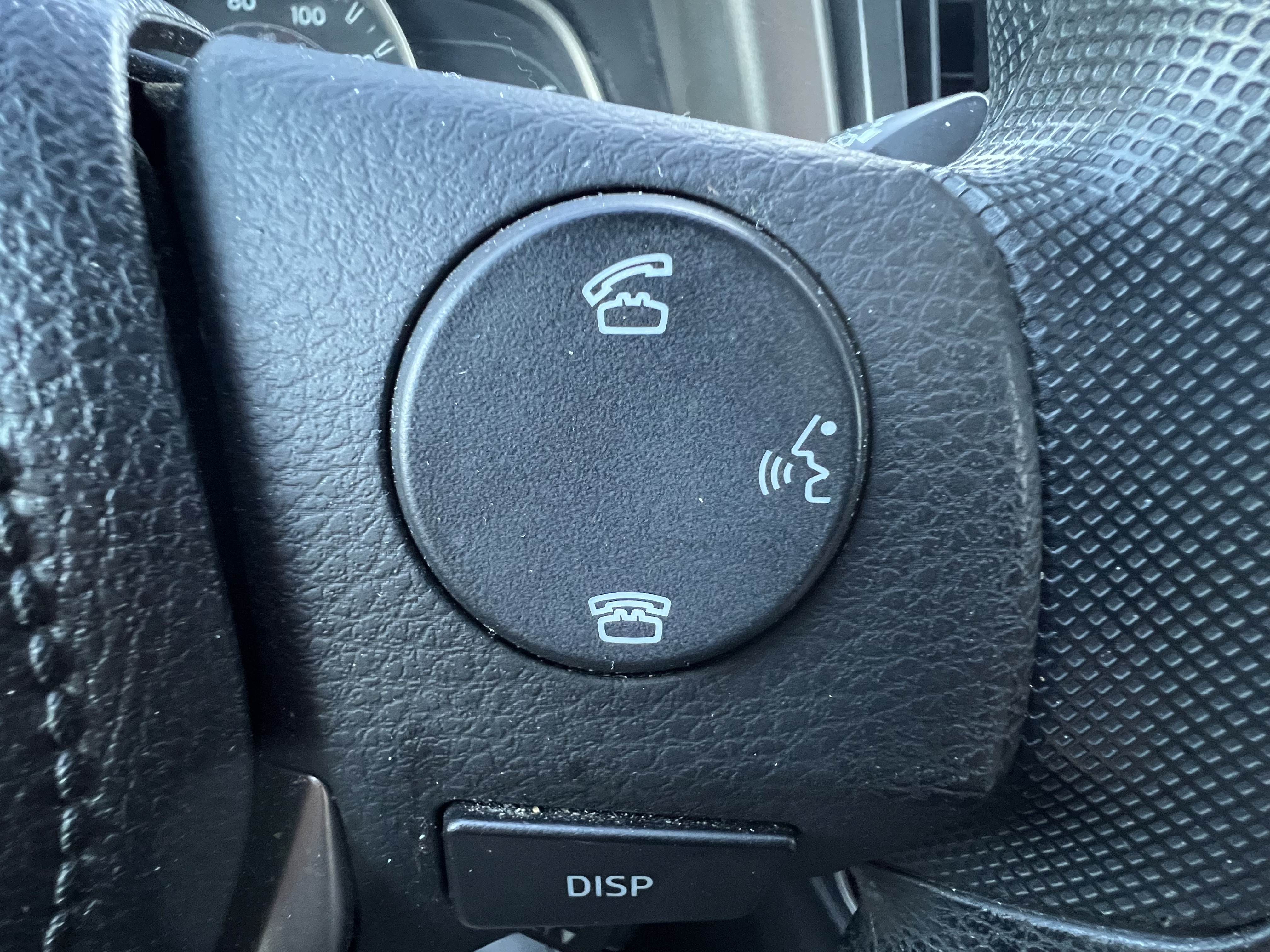 Used 2015 Toyota RAV4 AWD XLE image 14