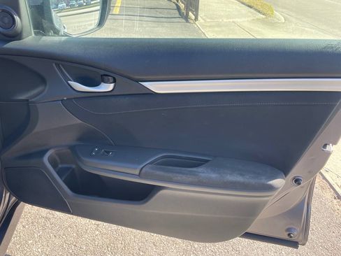 Used 2017 Honda Civic EX image 19