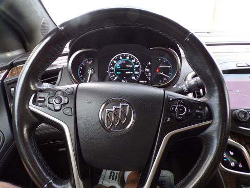 Used 2015 Buick LaCrosse Premium image 15