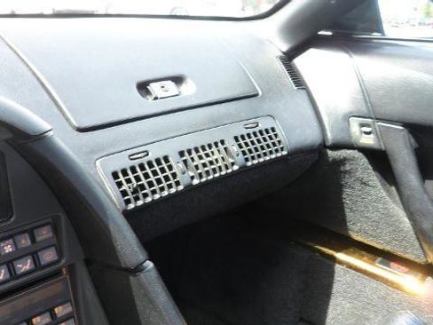 Used 1991 Chevrolet Corvette Convertible image 18