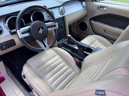 Used 2006 Ford Mustang GT Premium image 6