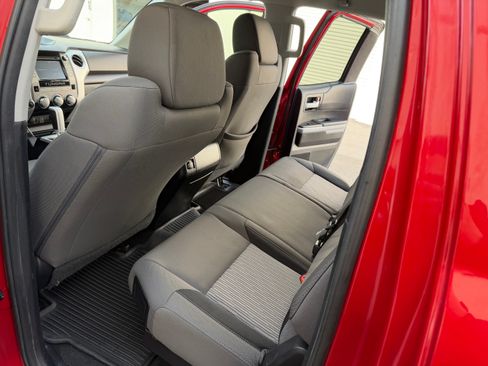 Used 2017 Toyota Tundra SR5 image 23