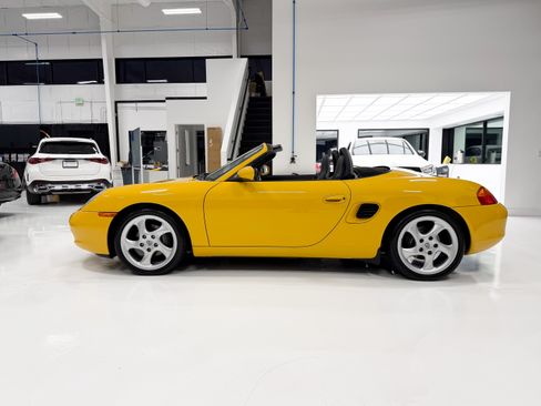 Used 2000 Porsche Boxster image 3