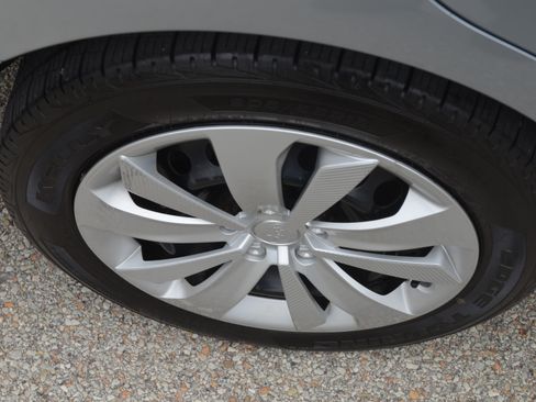 Used 2018 Subaru Impreza 2.0i image 24